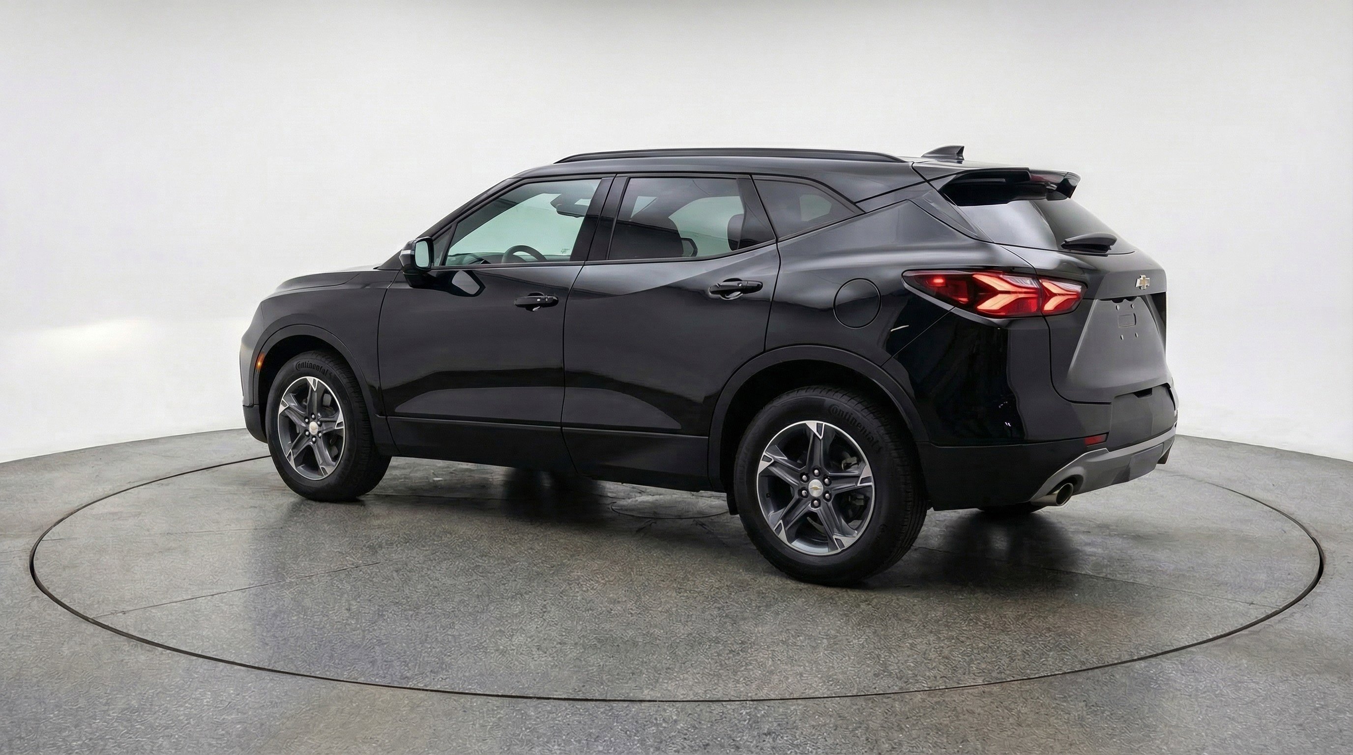 Used 2025 Chevrolet Blazer LT image 6