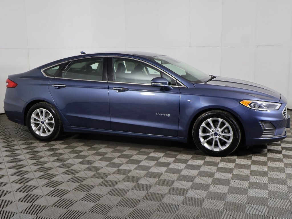 Used 2019 Ford Fusion SEL image 15