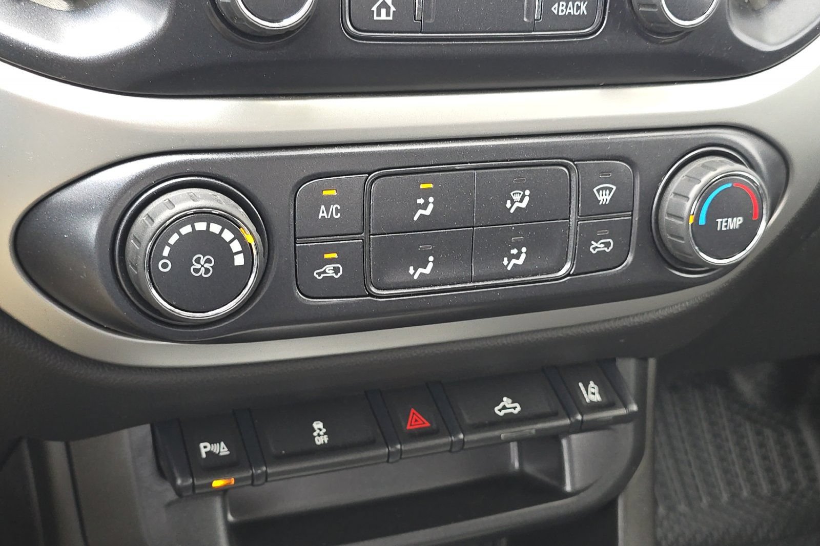 Used 2019 Chevrolet Colorado LT w/ Safety Package AWD/4WD image 19
