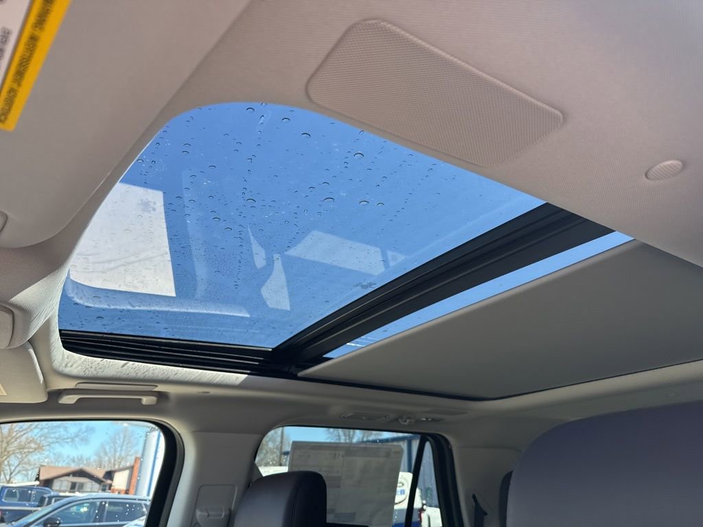 New 2026 Ford Expedition Platinum image 14