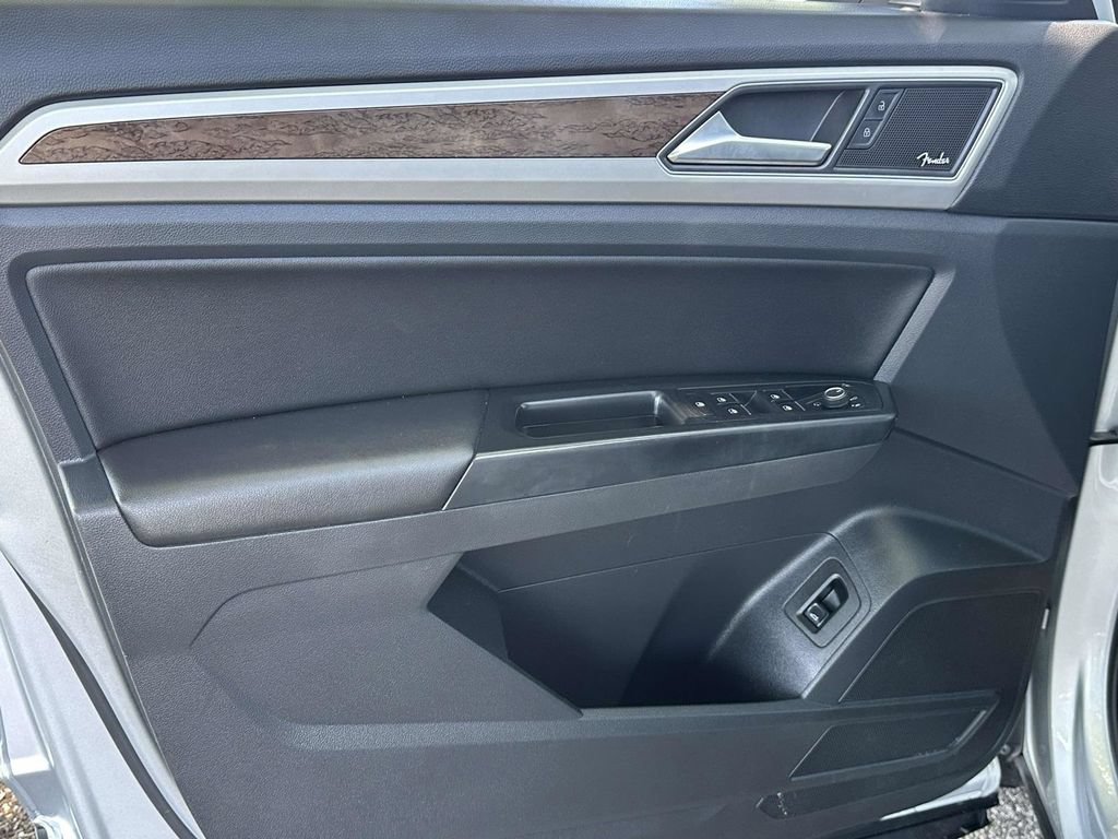 Used 2019 Volkswagen Atlas SEL Premium AWD/4WD image 16