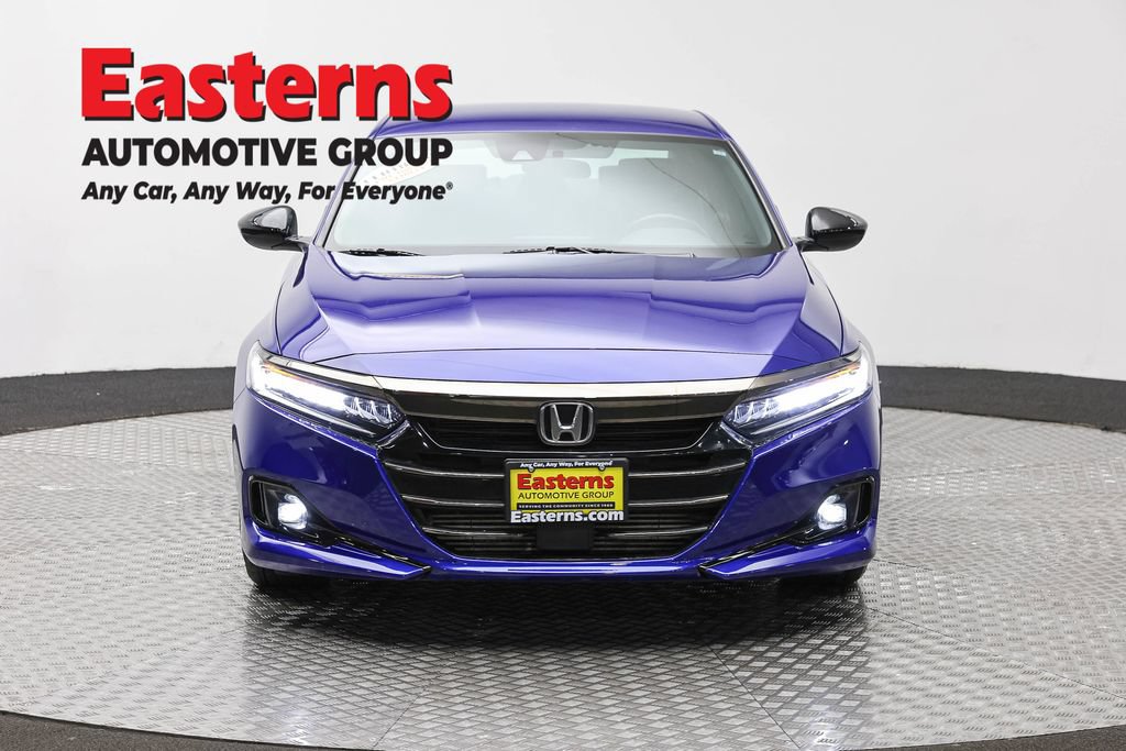 Used 2022 Honda Accord Sport image 2