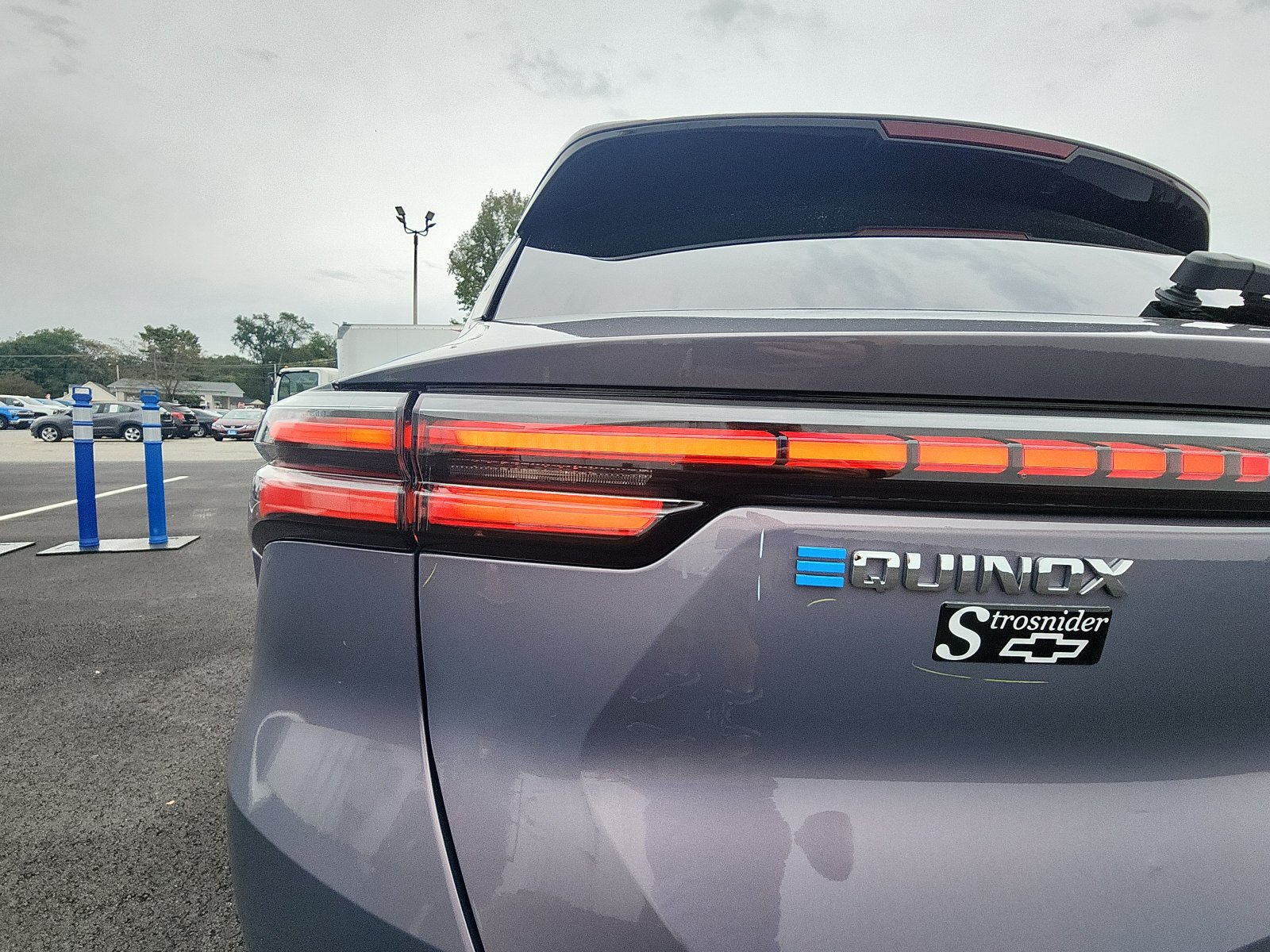 New 2026 Chevrolet Equinox EV LT FWD image 13