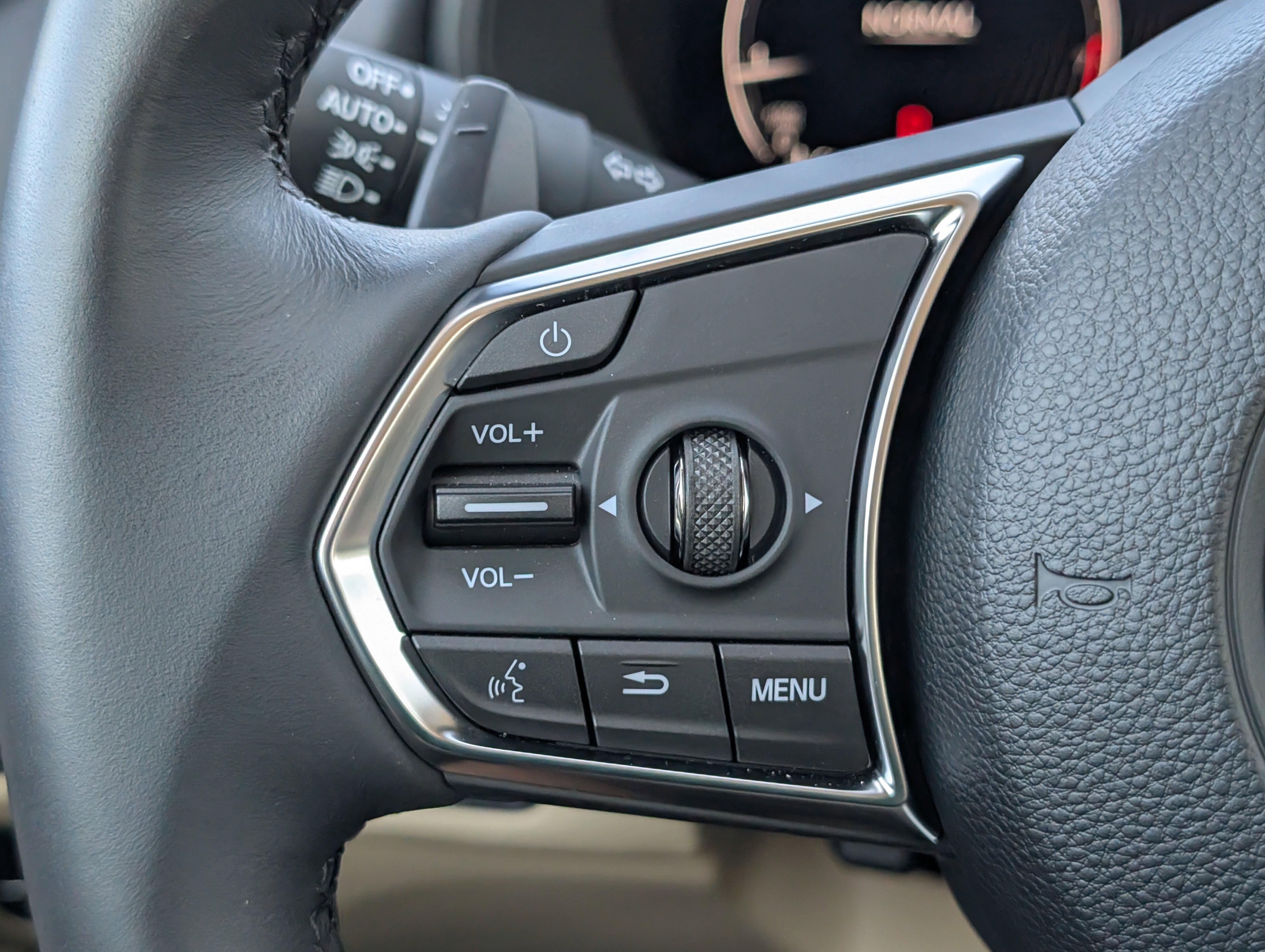 Certified 2025 Acura TLX w/ Technology Package image 15