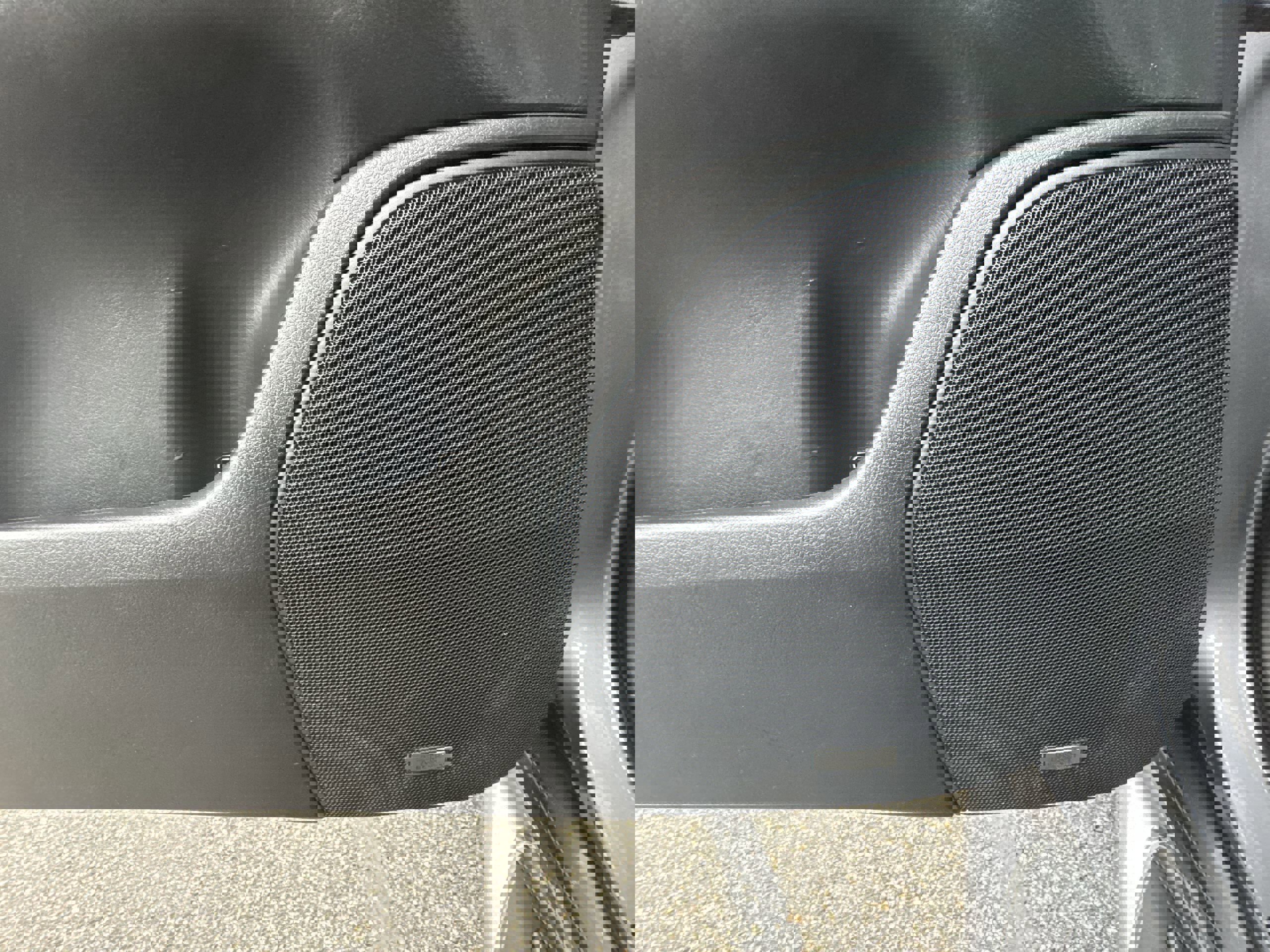 Used 2015 Lexus LX 570 4WD w/ Luxury Package image 25