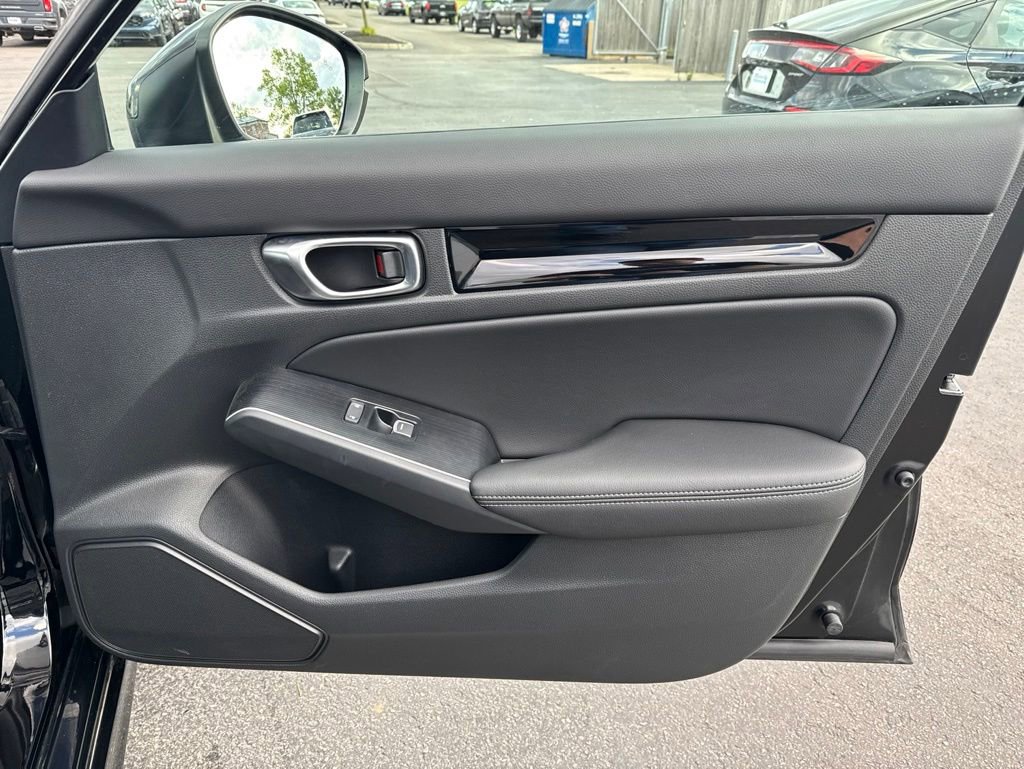 Used 2025 Honda Civic Sport Touring image 40