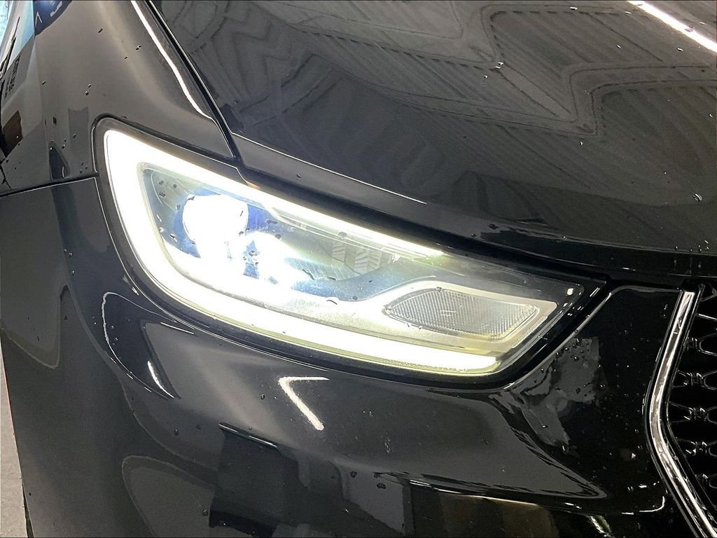 Used 2023 Chrysler Pacifica Limited FWD image 31