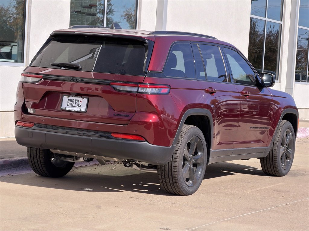 New 2025 Jeep Grand Cherokee Limited w/ Black Appearance Package image 5