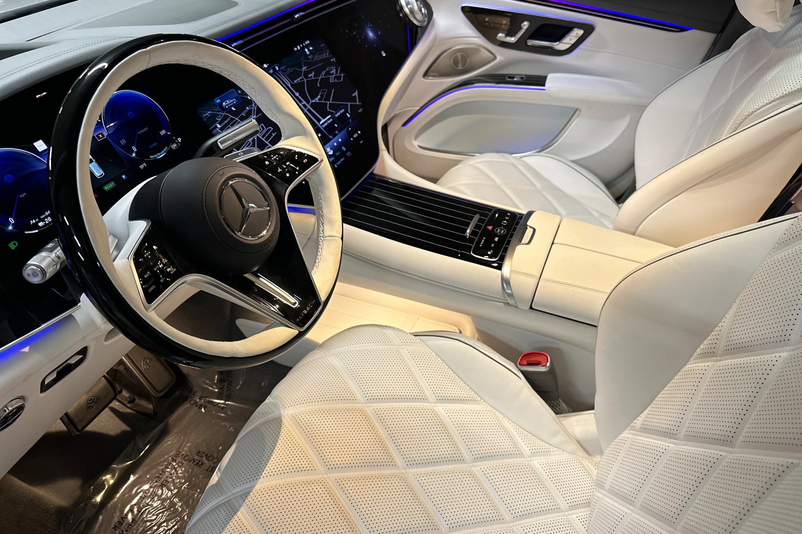 New 2025 Mercedes-Benz Maybach EQS 680 4MATIC image 4