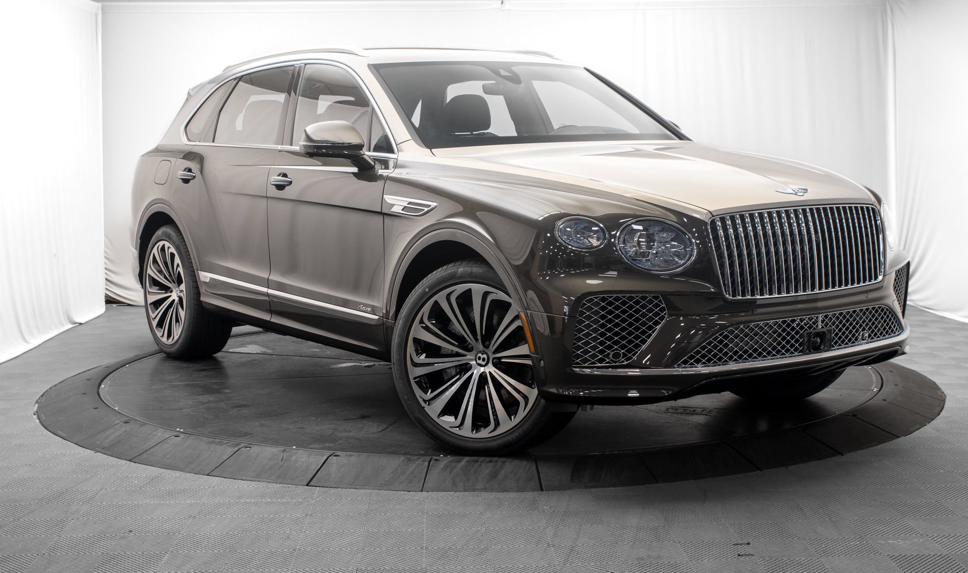 New 2026 Bentley Bentayga AWD/4WD image 1