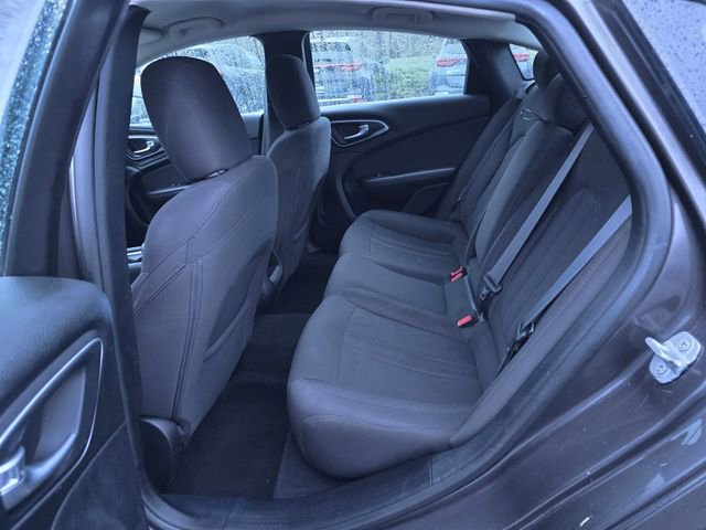Used 2015 Chrysler 200 Limited w/ Convenience Group FWD image 17