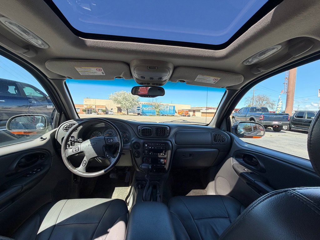 Used 2003 Chevrolet TrailBlazer 4WD image 12