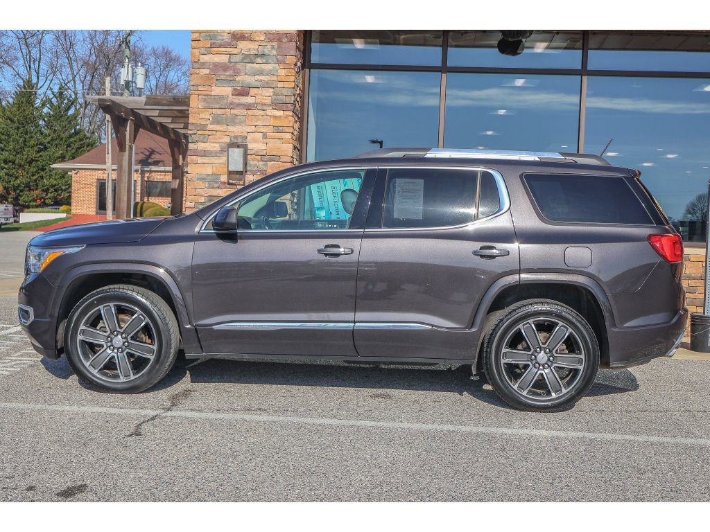 Used 2019 GMC Acadia Denali image 6