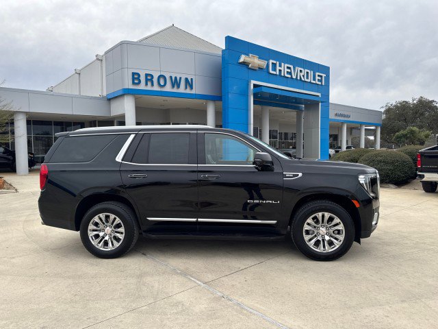 Used 2024 GMC Yukon Denali image 1