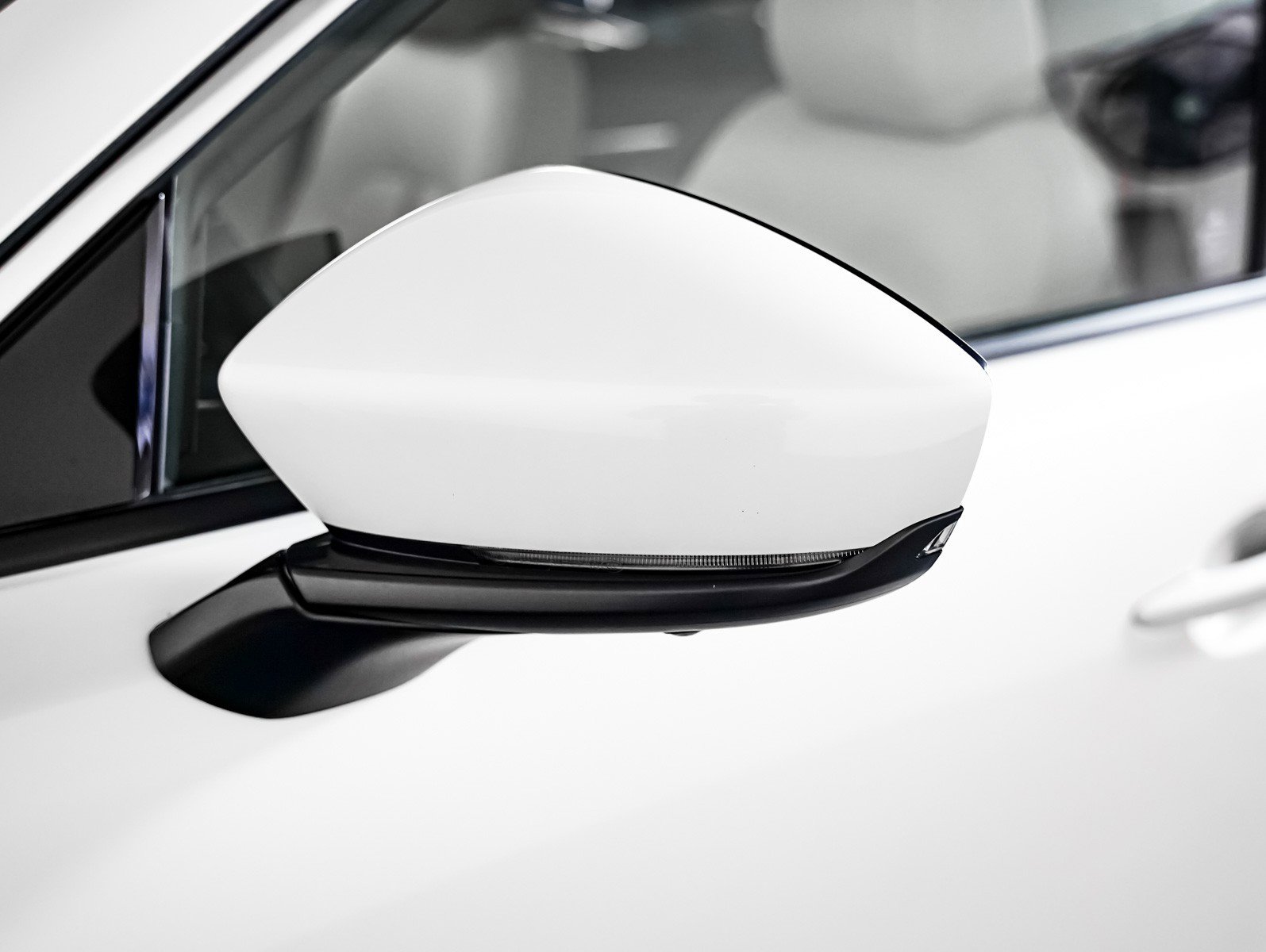 Used 2025 MAZDA CX-90 3.3 Turbo S w/ Premium Package image 25