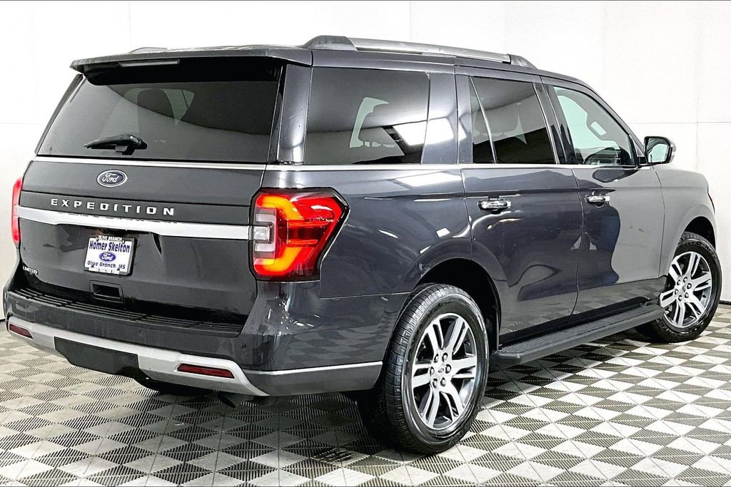 Used 2024 Ford Expedition Limited image 12