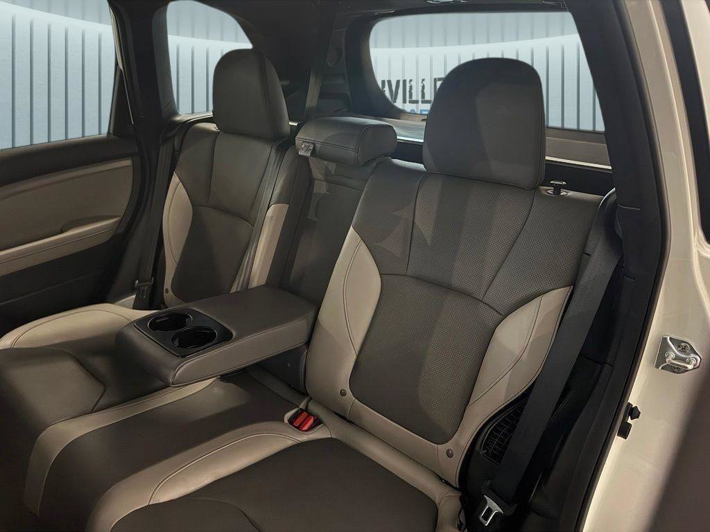 Used 2025 Subaru Forester Limited AWD/4WD image 23