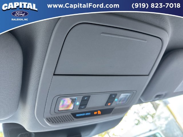 Used 2020 Ford Explorer XLT w/ Equipment Group 202A AWD/4WD image 32