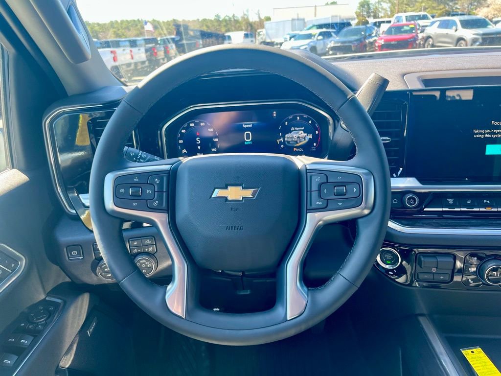 New 2026 Chevrolet Silverado 2500 LTZ w/ LTZ Premium Package AWD/4WD image 19
