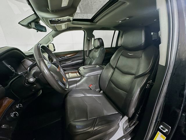 Used 2020 Cadillac Escalade ESV Luxury w/ Escalade Sport Edition image 22