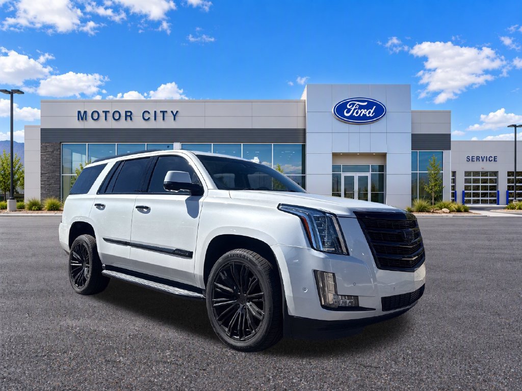 Used 2019 Cadillac Escalade Luxury RWD 360° Tour