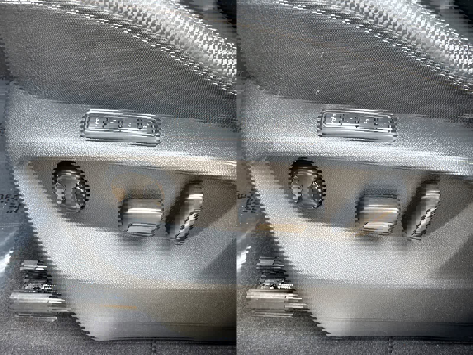 Used 2023 Volkswagen Atlas Cross Sport SEL R-Line image 24