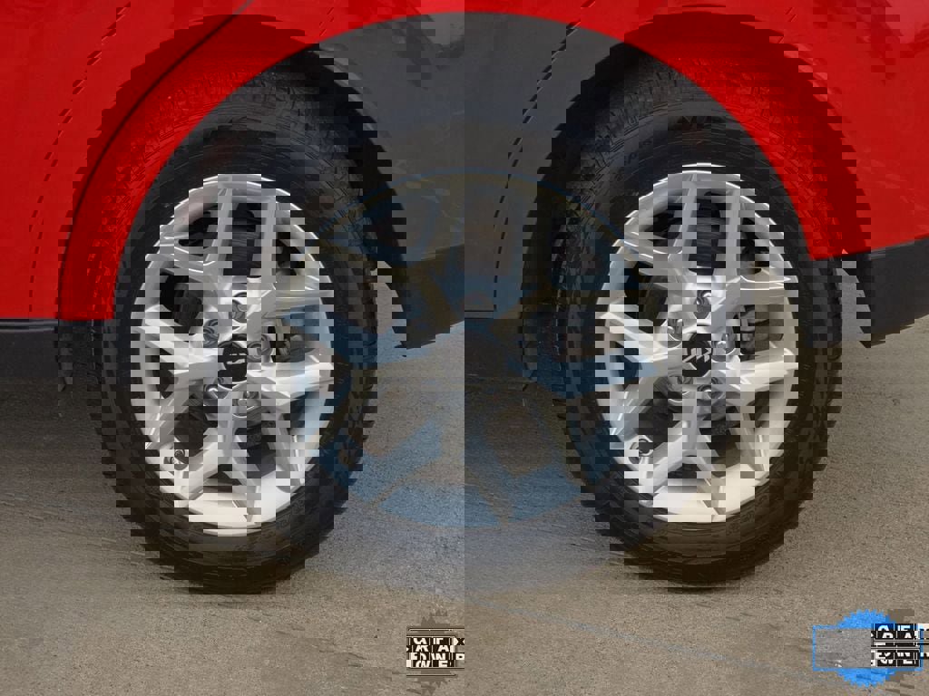 Used 2025 Kia Soul LX w/ LX Technology Package image 28