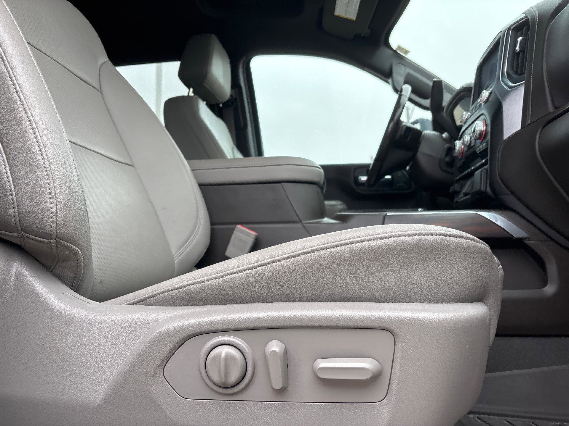 Used 2023 GMC Sierra 2500 SLT w/ SLT Preferred Package image 27