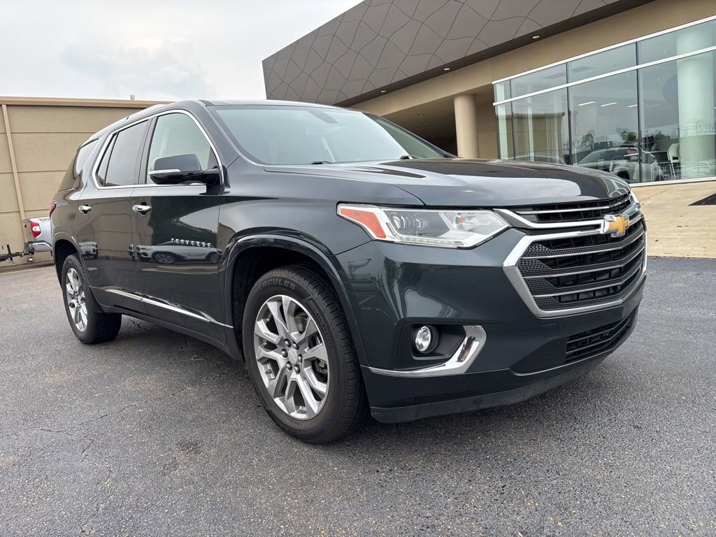 Used 2019 Chevrolet Traverse Premier w/ LPO, Floor Liner Package FWD image 3