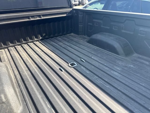 Used 2024 Chevrolet Silverado 2500 Custom w/ Custom Value Package AWD/4WD image 9
