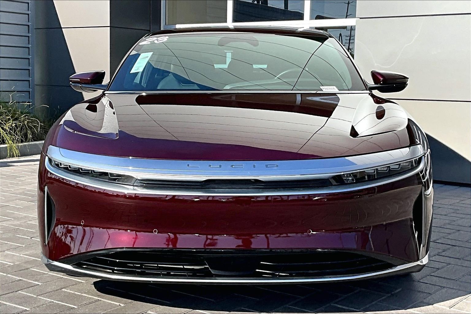 Used 2023 Lucid Air Pure image 2