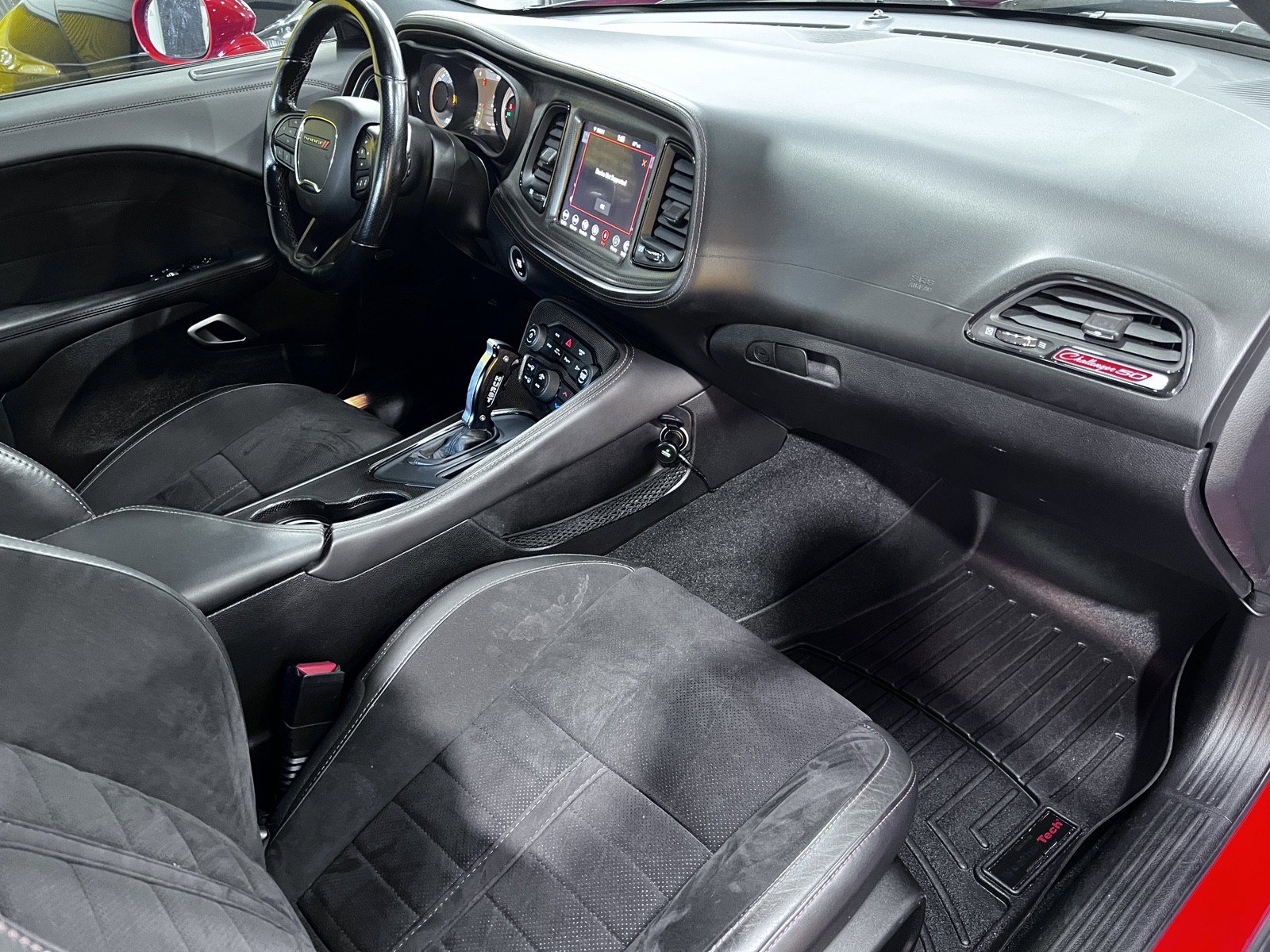 Used 2020 Dodge Challenger R/T image 14