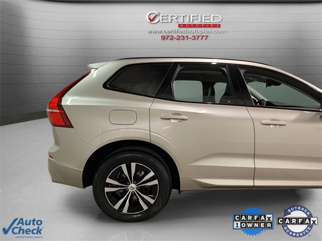 Used 2025 Volvo XC60 B5 Core image 10