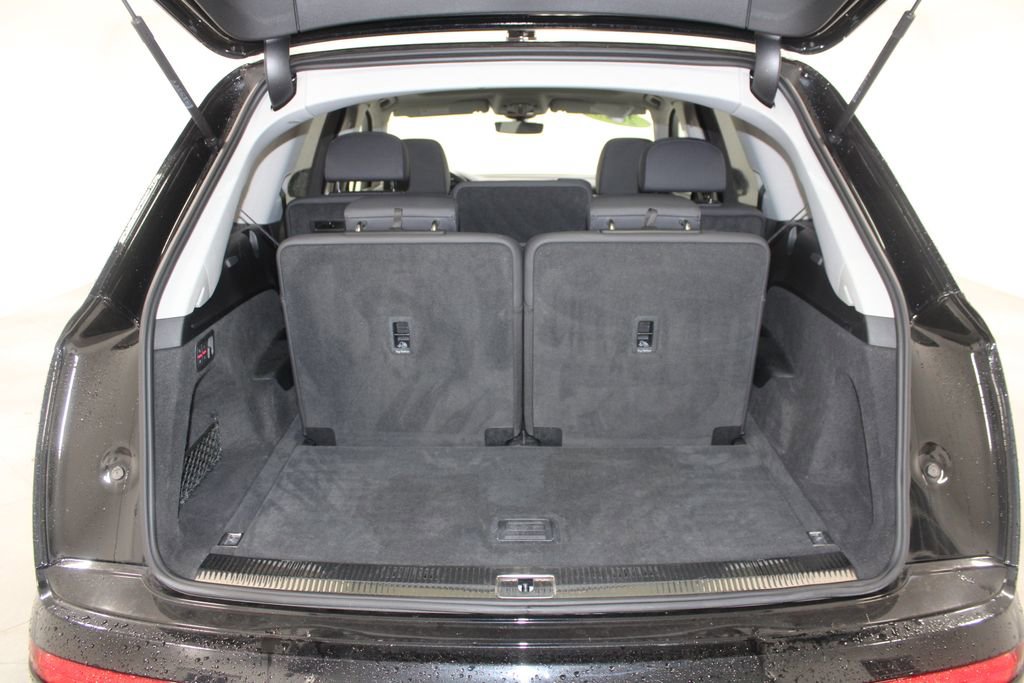 Used 2023 Audi Q7 3.0T Premium Plus image 13