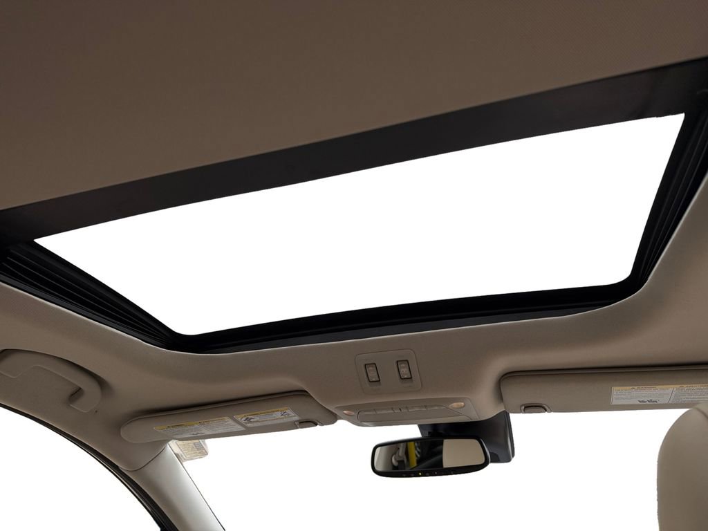 Used 2021 Nissan Murano SL w/ SL Moonroof Package image 16