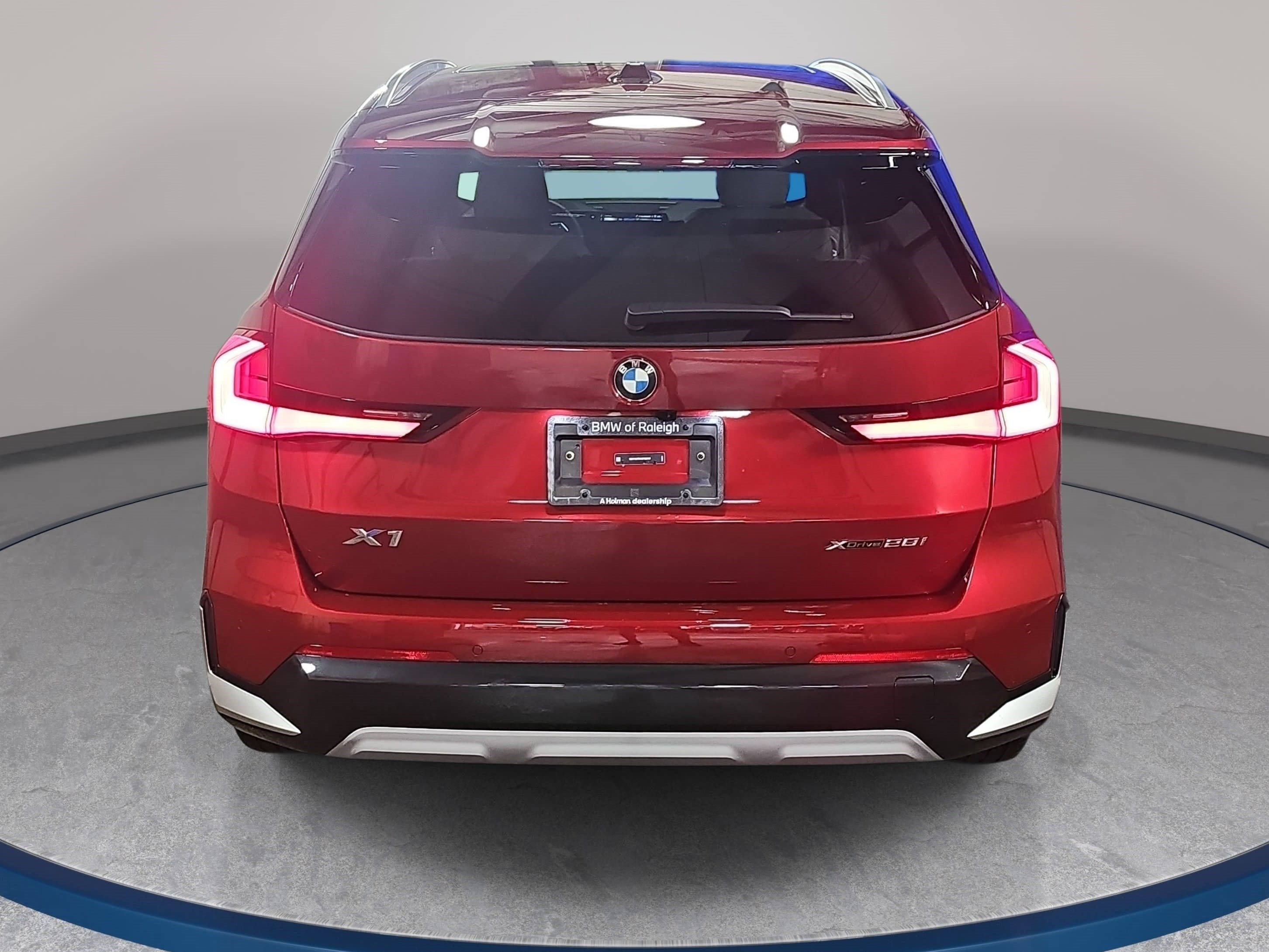 New 2027 BMW X1 xDrive28i AWD/4WD image 6