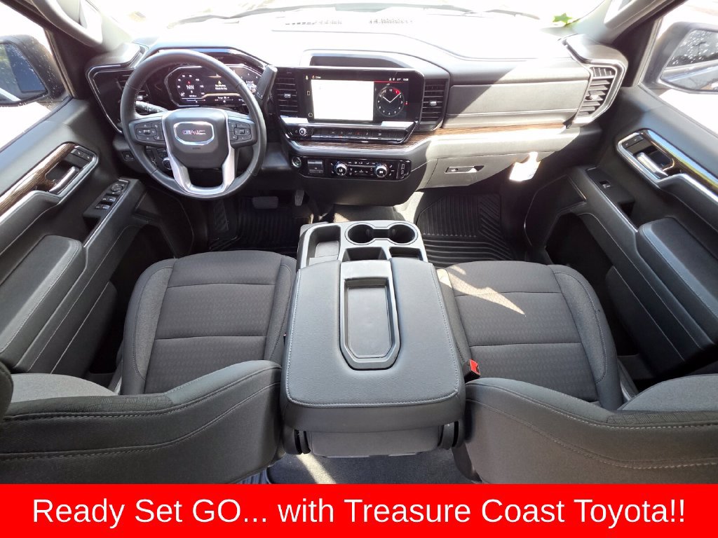 Used 2025 GMC Sierra 1500 Elevation RWD image 5