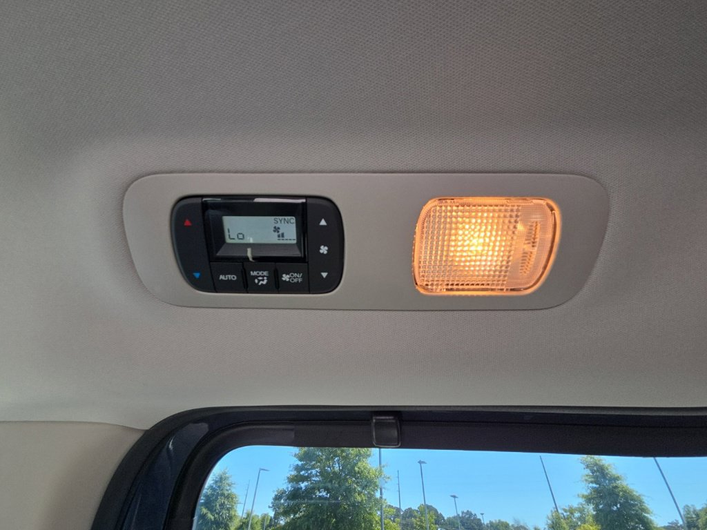Used 2025 Honda Odyssey EX-L image 16