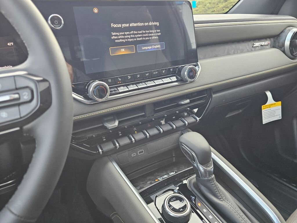 New 2026 Chevrolet Colorado ZR2 w/ Technology Package image 16