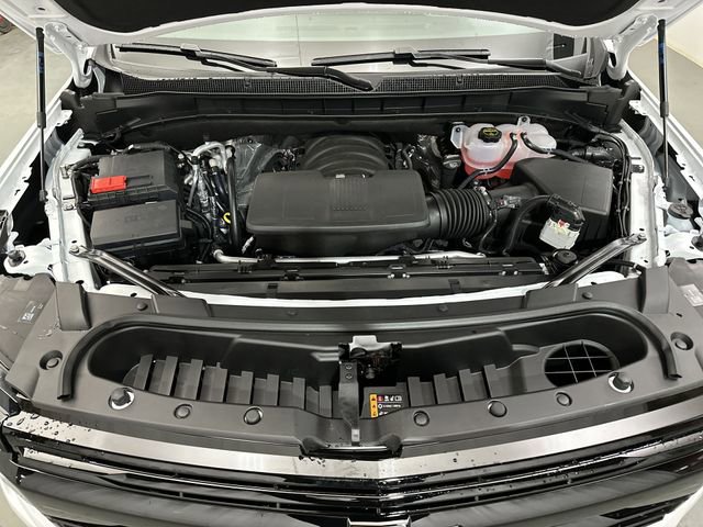 New 2026 Chevrolet Suburban RST w/ RST Capability Package AWD/4WD image 19