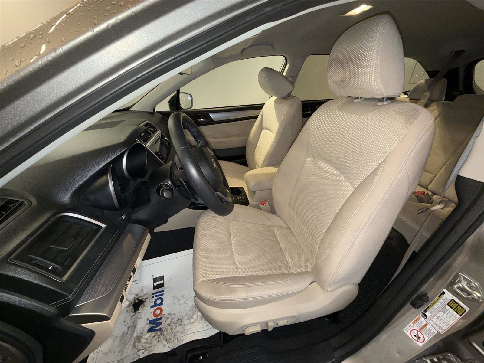Used 2019 Subaru Outback 2.5i Premium image 13
