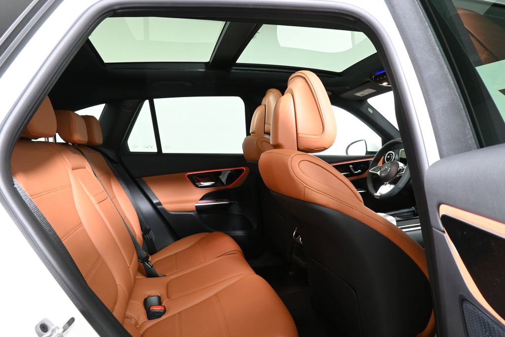 Used 2026 Mercedes-Benz GLC 300 4MATIC image 19