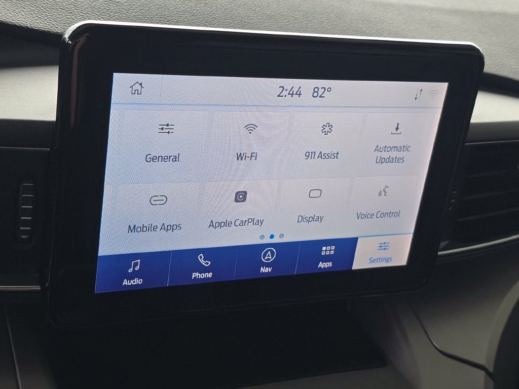 Used 2020 Ford Explorer XLT w/ Equipment Group 202A AWD/4WD image 25
