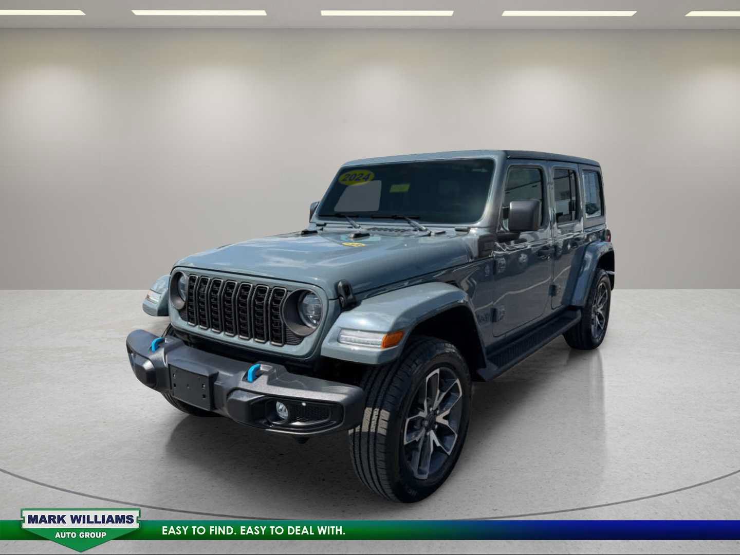 Used 2024 Jeep Wrangler Unlimited w/ Convenience Group AWD/4WD image 11