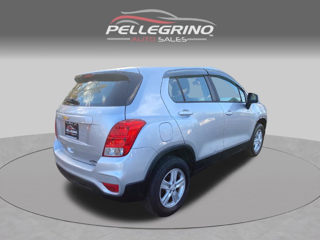 Used 2017 Chevrolet Trax LS AWD/4WD image 7