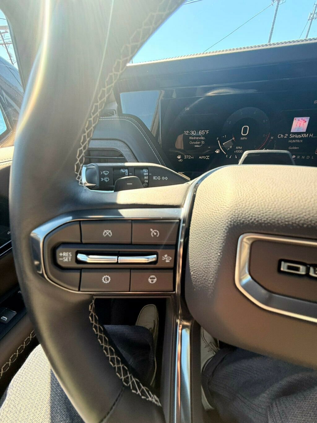 Used 2025 GMC Yukon XL Denali Ultimate image 31