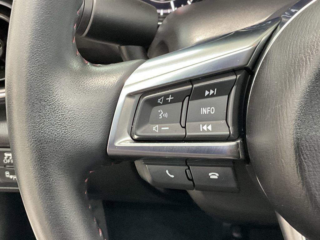 Used 2017 MAZDA MX-5 Miata RF Grand Touring image 9