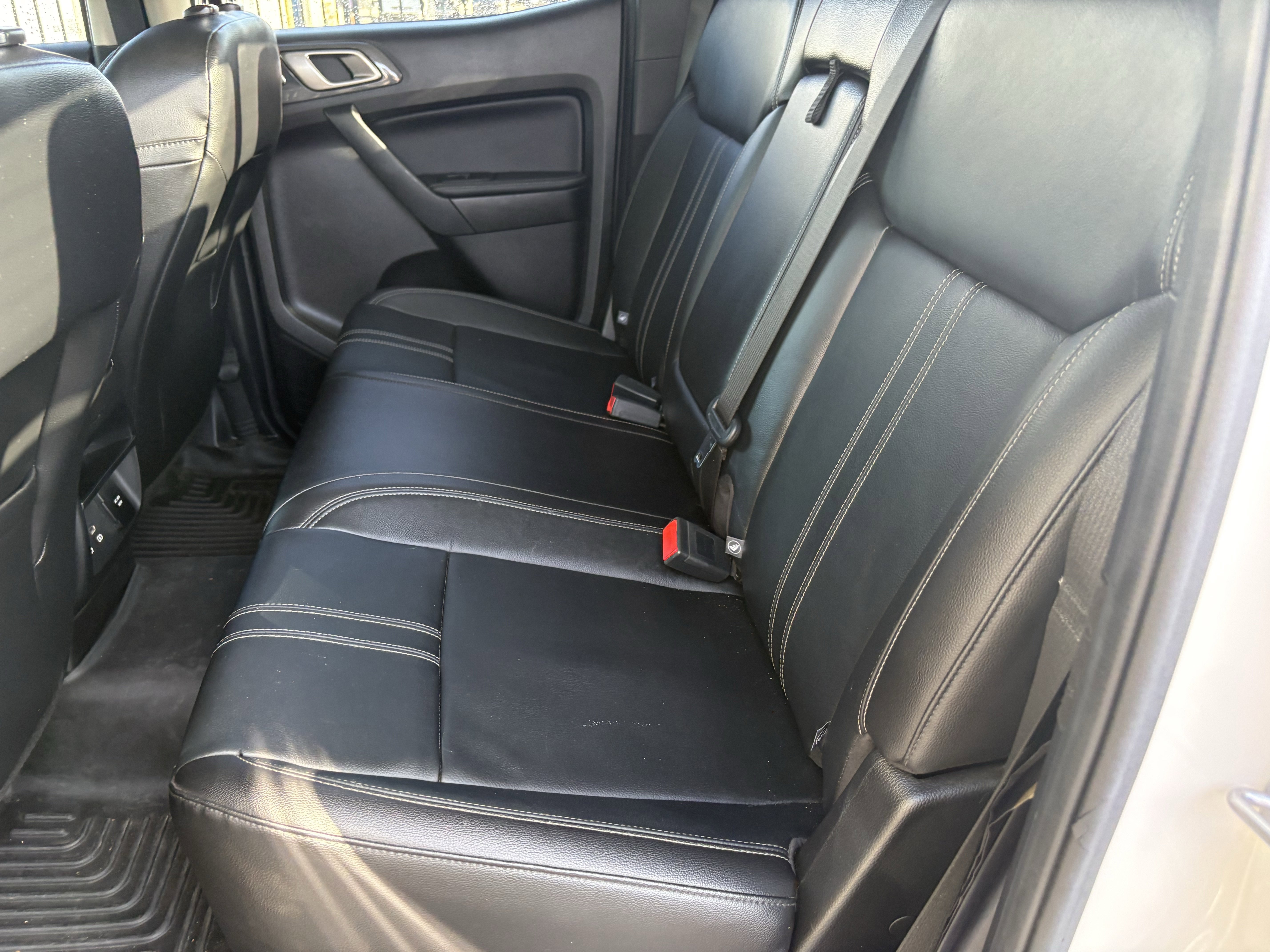 Used 2019 Ford Ranger Lariat w/ Equipment Group 501A Mid image 9