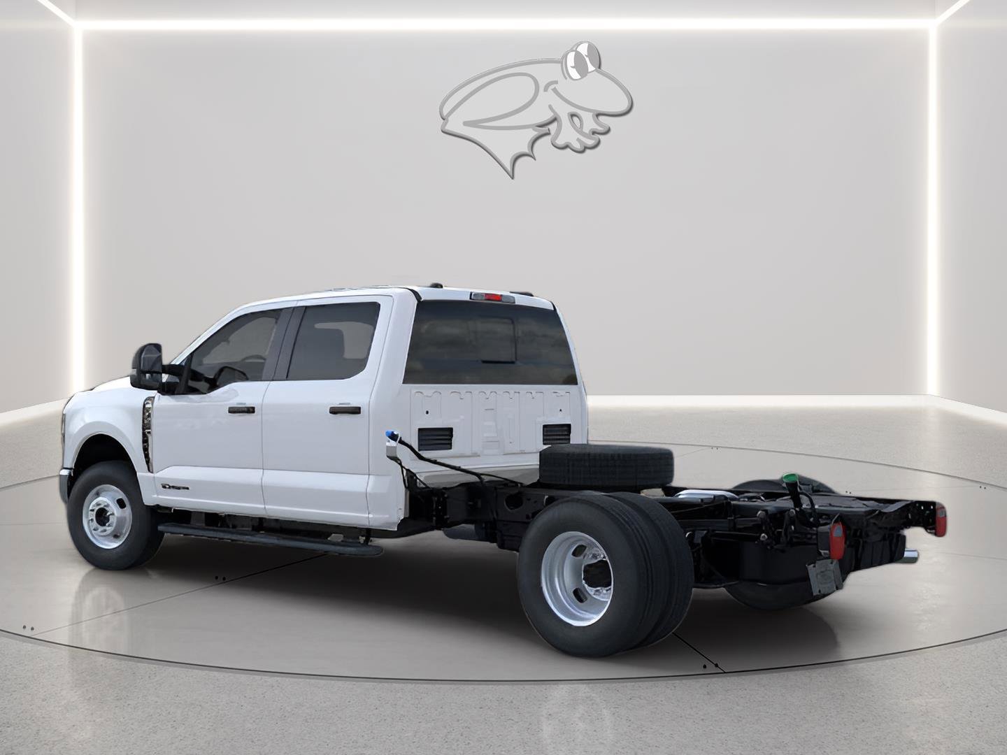New 2026 Ford F350 XL w/ XL Chrome Package image 4