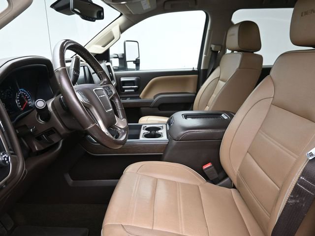 Used 2018 GMC Sierra 3500 Denali w/ Duramax Plus Package image 16
